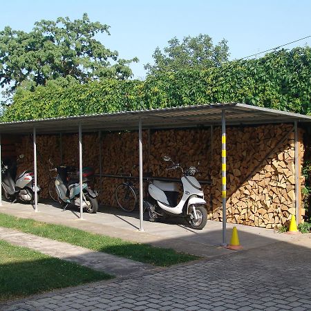 Eifert Haz Bed & Breakfast Balatongyorok Bagian luar foto