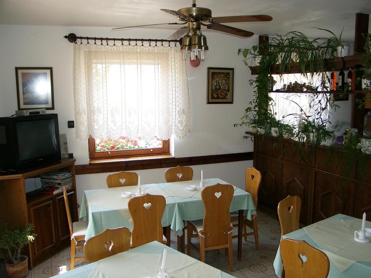 Eifert Haz Bed & Breakfast Balatongyorok Bagian luar foto